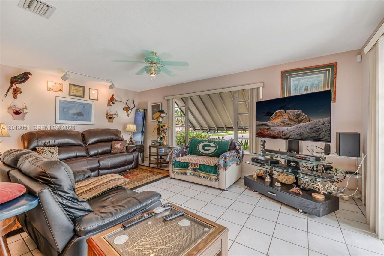 9940 Belgrade Rd , Cutler Bay, FL 33157 Photo