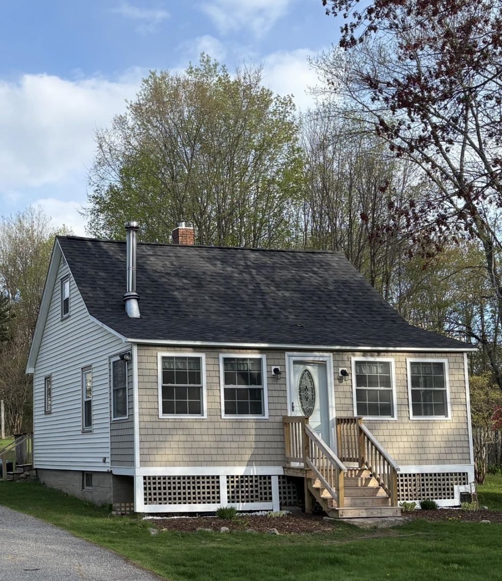 80 St. Laurent Street, Epping, NH 03042 Main Photo