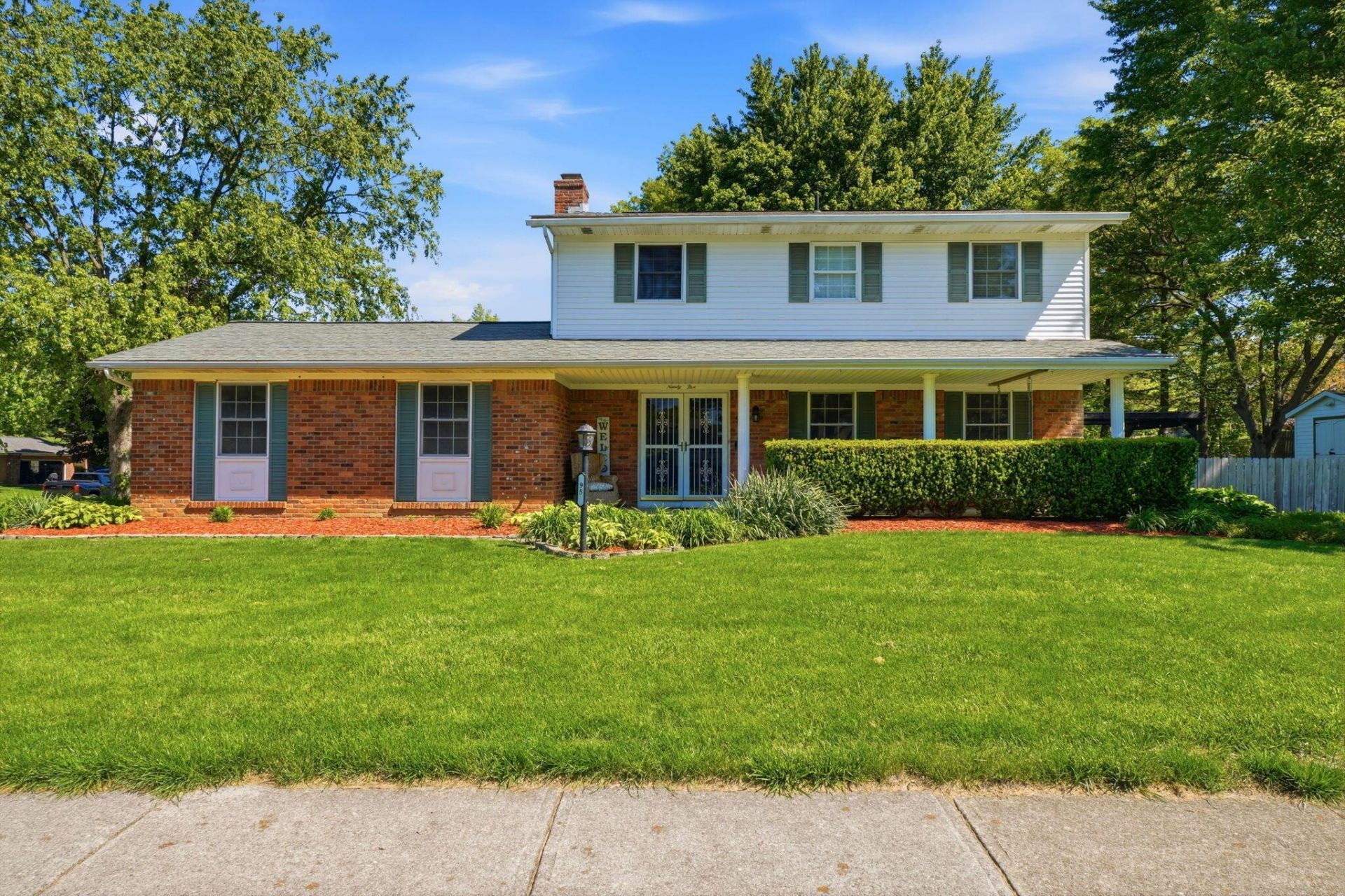 95 Timber Ridge Drive, Pickerington, OH 43147 Main Photo
