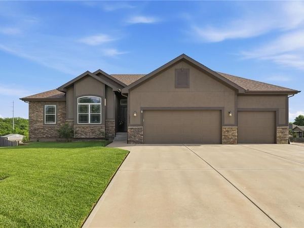 12337 Farrow Avenue, Kansas City, KS 66109