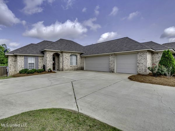 994 Filmore Drive, Brandon, MS 39042
