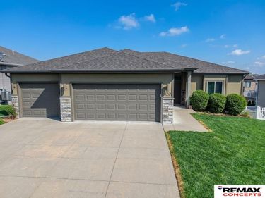 3120 Rawhide Drive , Lincoln, NE 68507