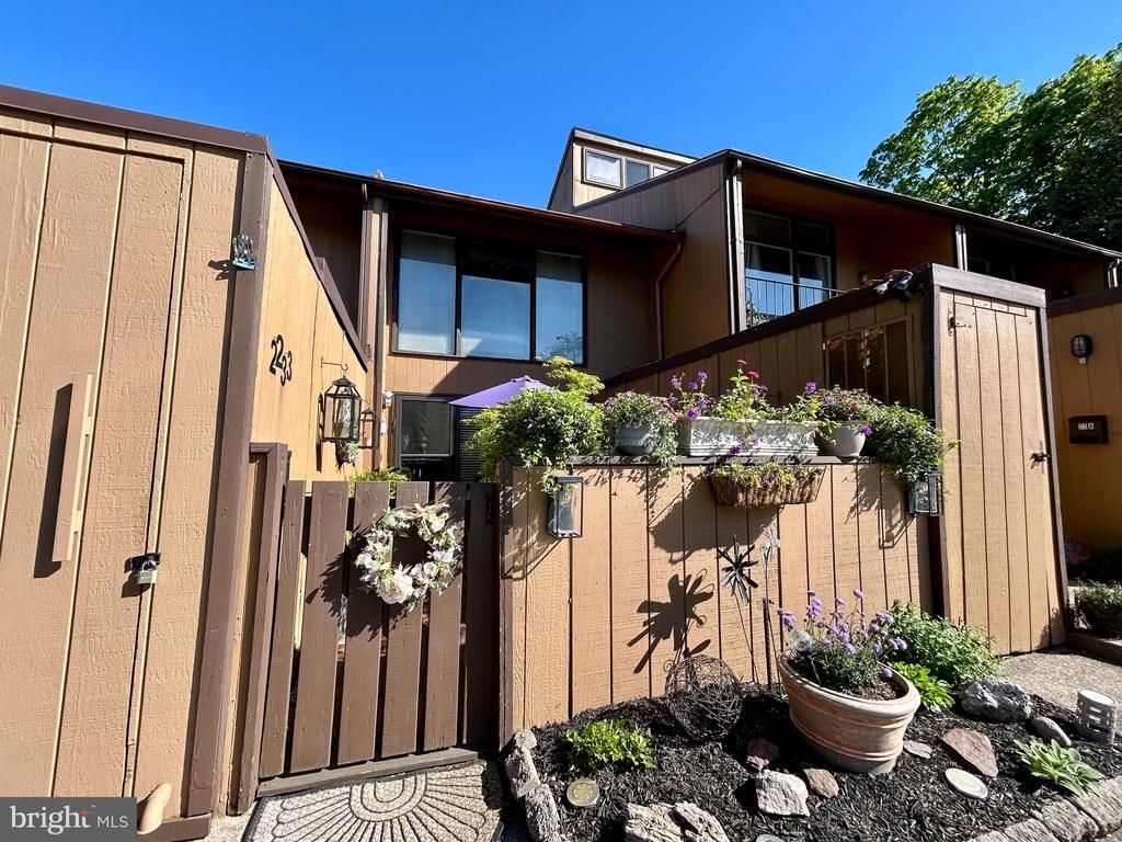 23 TAHOE, NEW HOPE, PA 18938