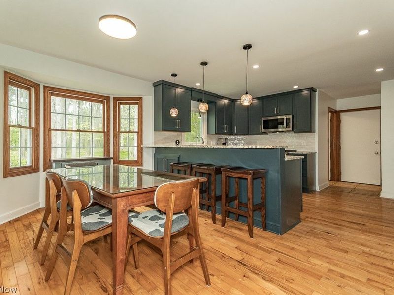 16730 Brigadoon Drive, Chagrin Falls, OH 44023 Photo 12