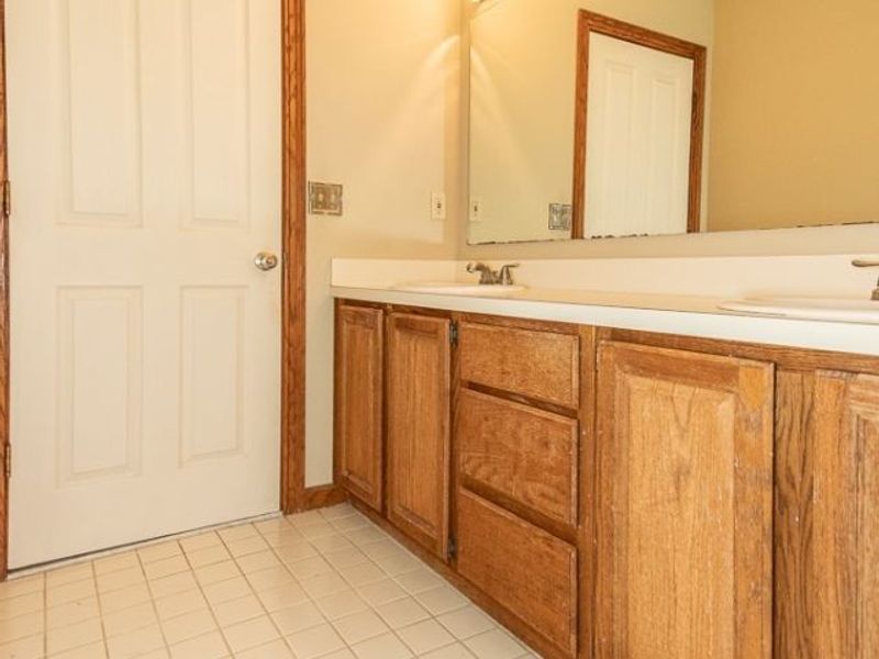 16730 Brigadoon Drive, Chagrin Falls, OH 44023 Photo 25