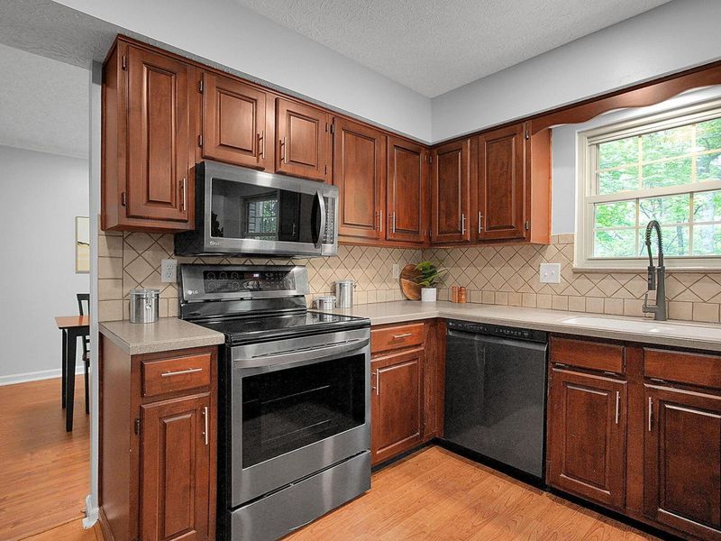 3596 Watt Road, Columbus, OH 43230 Photo 12
