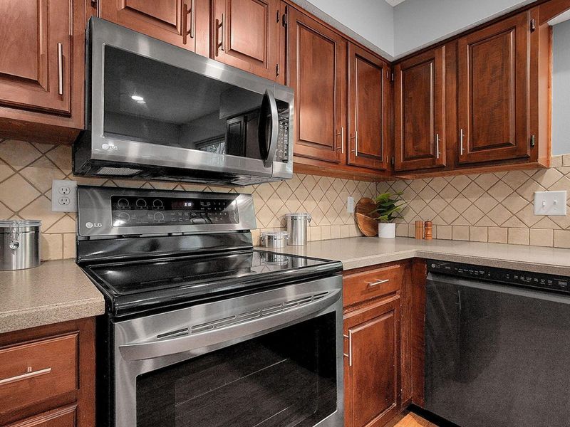 3596 Watt Road, Columbus, OH 43230 Photo 16