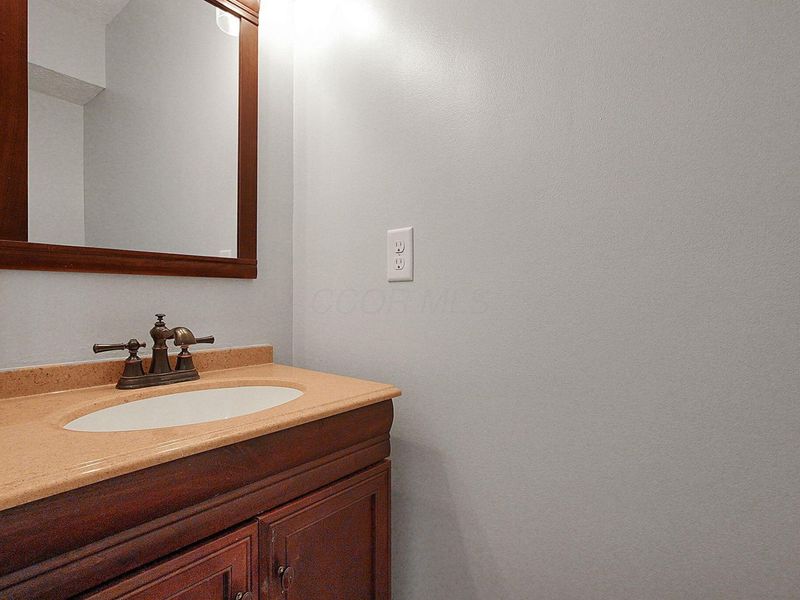 3596 Watt Road, Columbus, OH 43230 Photo 20