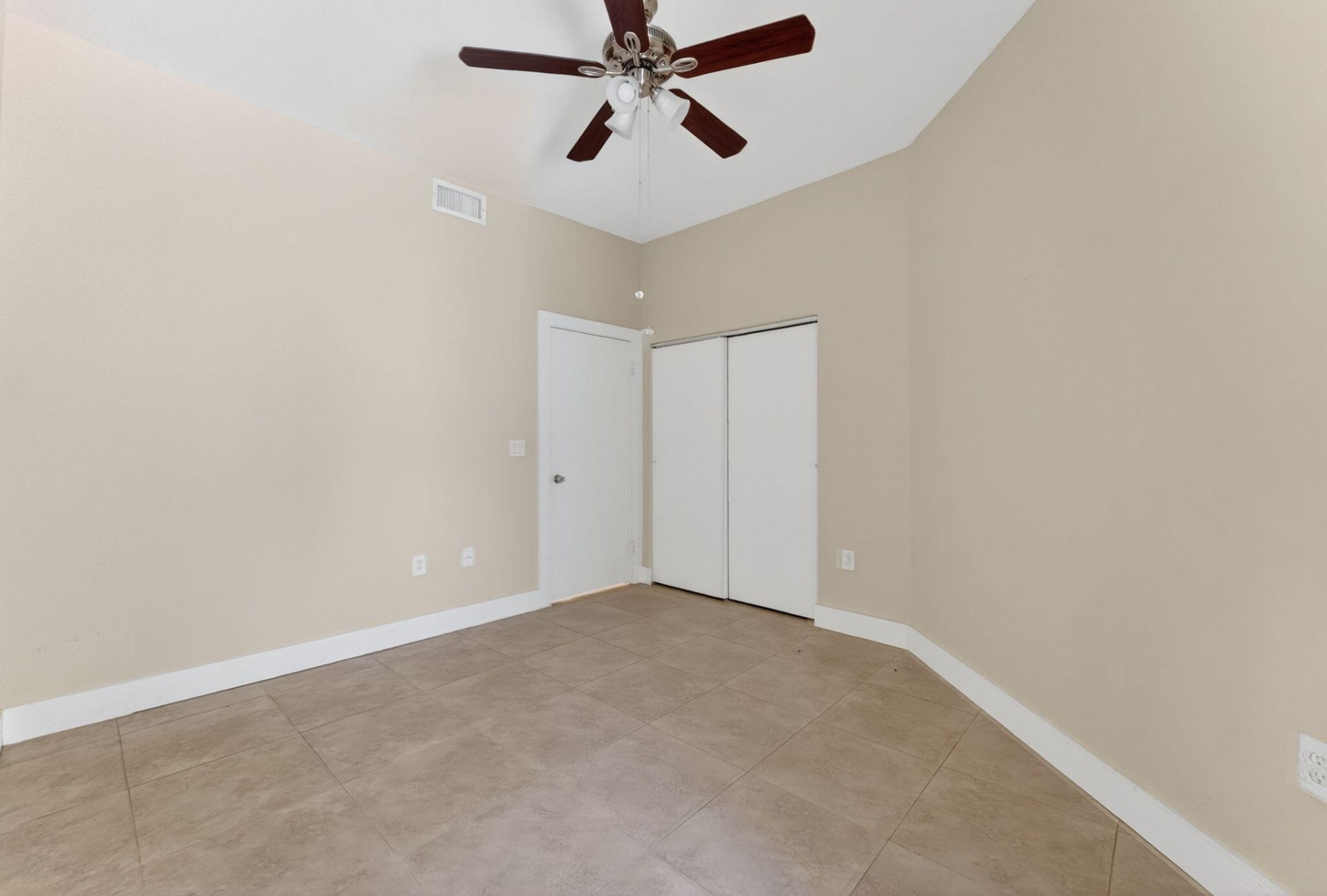 16353 Malibu Drive, Unit 61, Weston, FL 33326 Photo