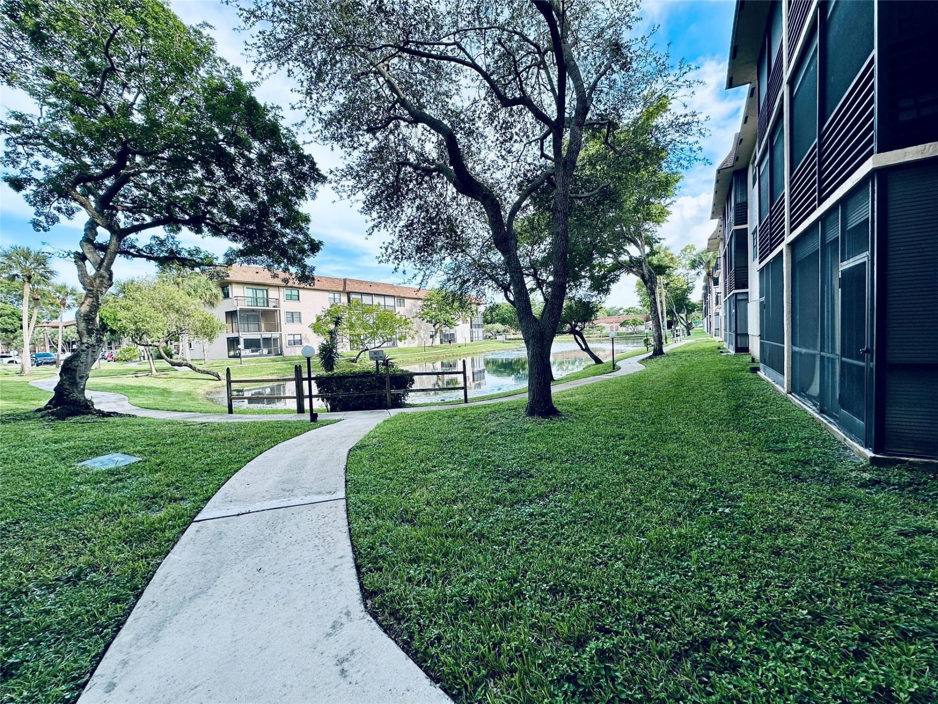 6090 N Sabal Palm Boulevard, Unit 110, Tamarac, FL 33319 Photo