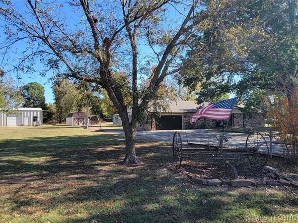 15090 N 251 Road , Okmulgee, OK 74447