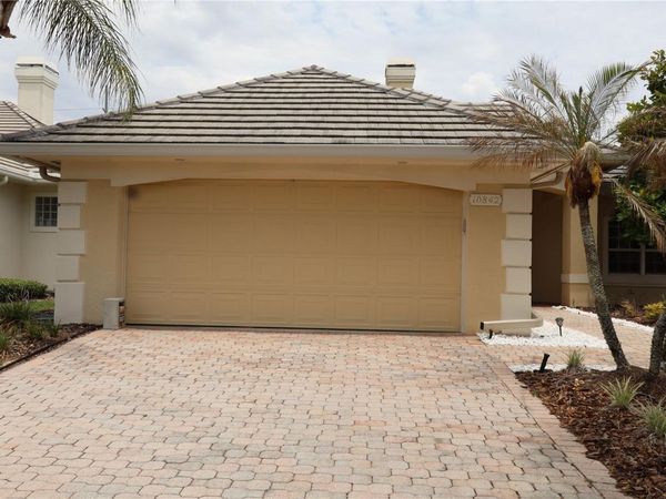 10842 WOODCHASE CIRCLE, ORLANDO, FL 32836