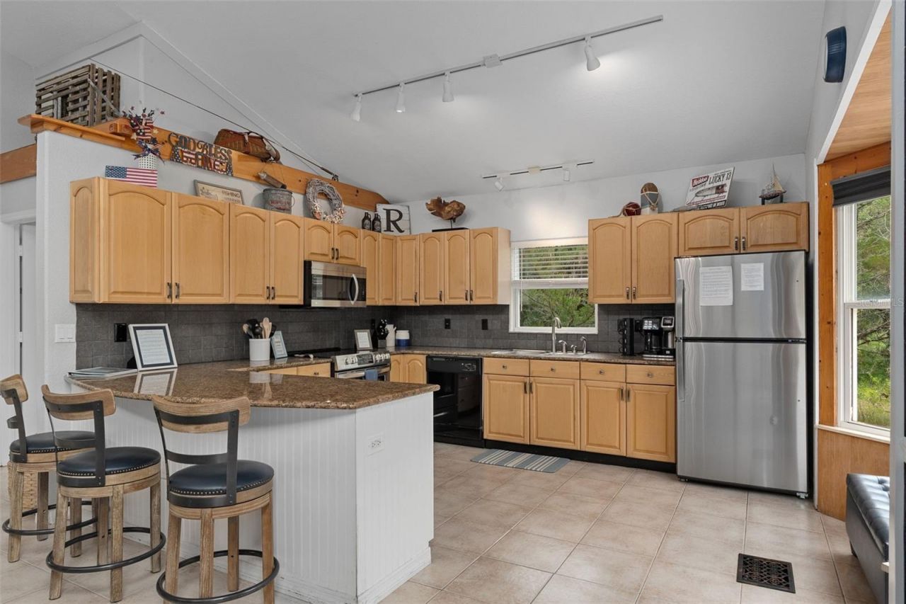 2272 S Todd Point, Homosassa, FL 34448 Photo