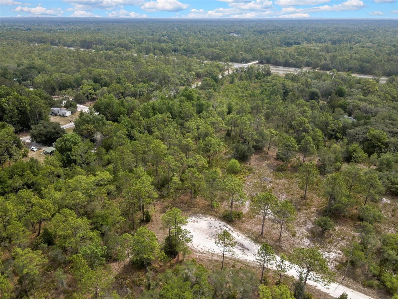 Parallel Road, Weeki Wachee, FL 34614 Photo