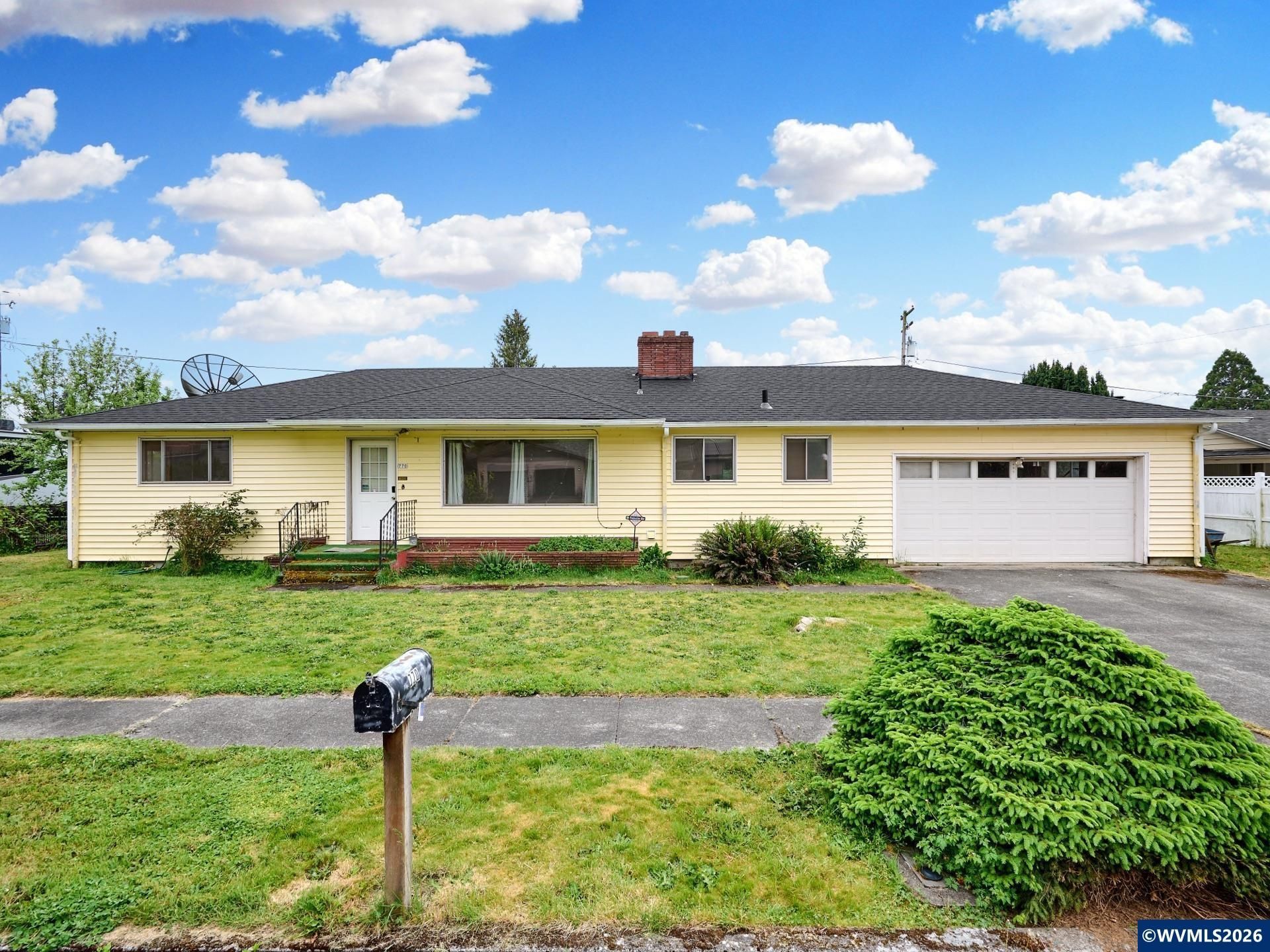 770 E Hollister St, Stayton, OR 97383 Main Photo