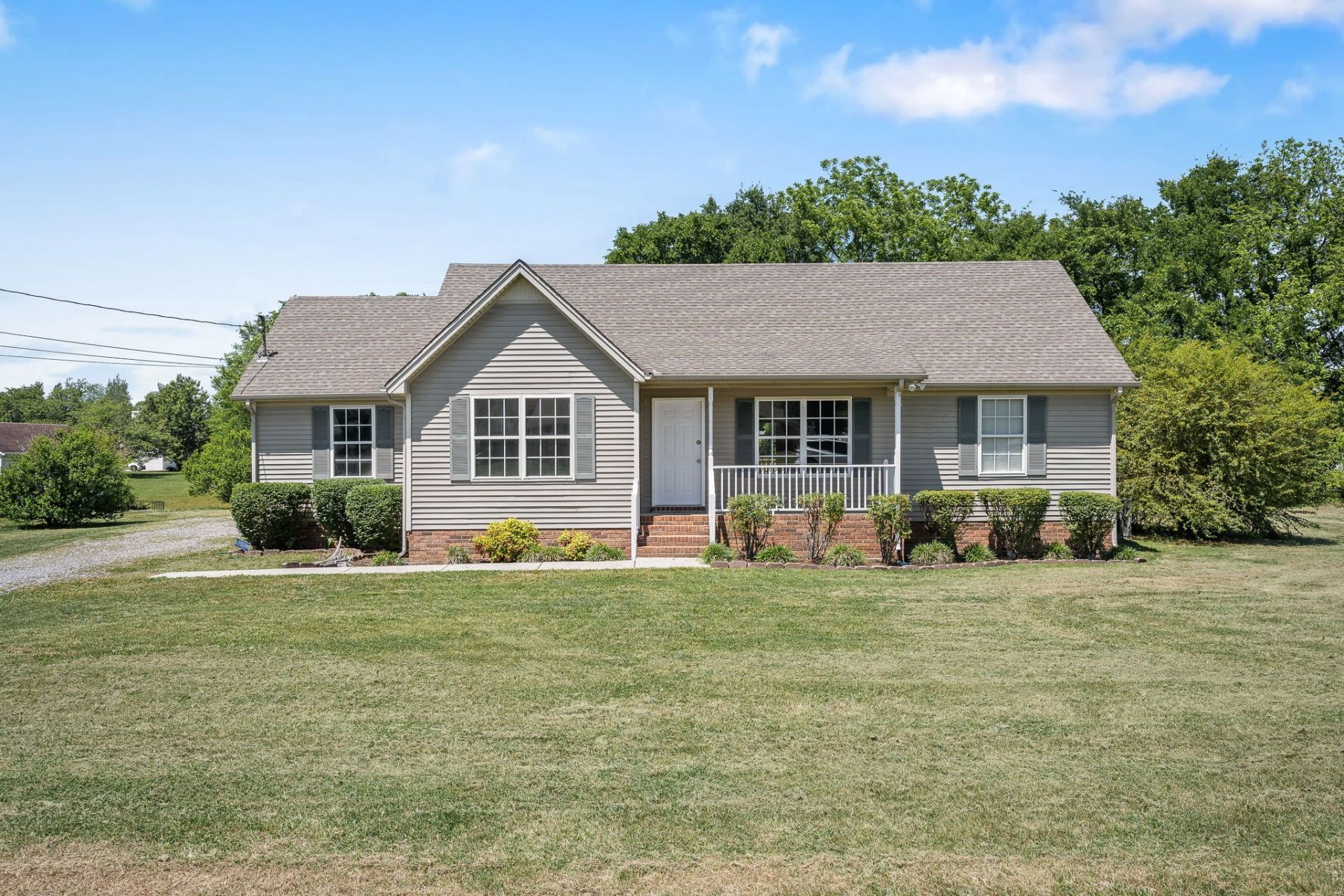 1916 Marlow Ave, Murfreesboro, TN 37127 Main Photo
