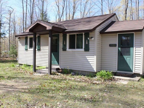 7939 Beechnut Street NE, Kalkaska, MI 00000