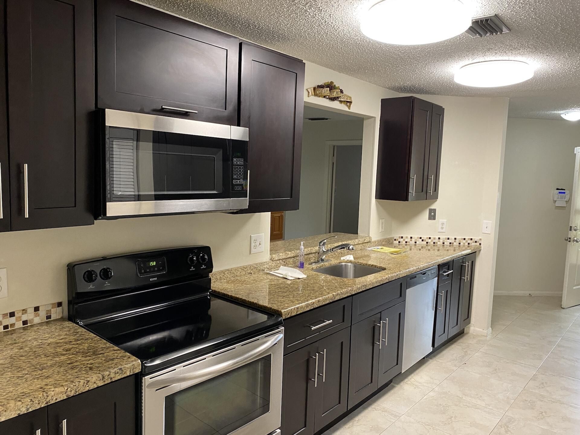 9801 NW 1st Court, Unit 9801, Plantation, FL 33324 Photo