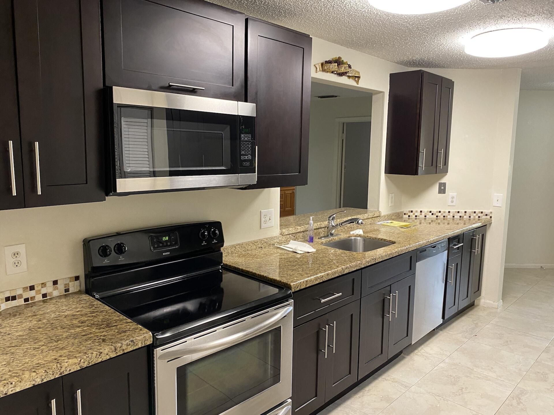 9801 NW 1st Court, Unit 9801, Plantation, FL 33324 Photo