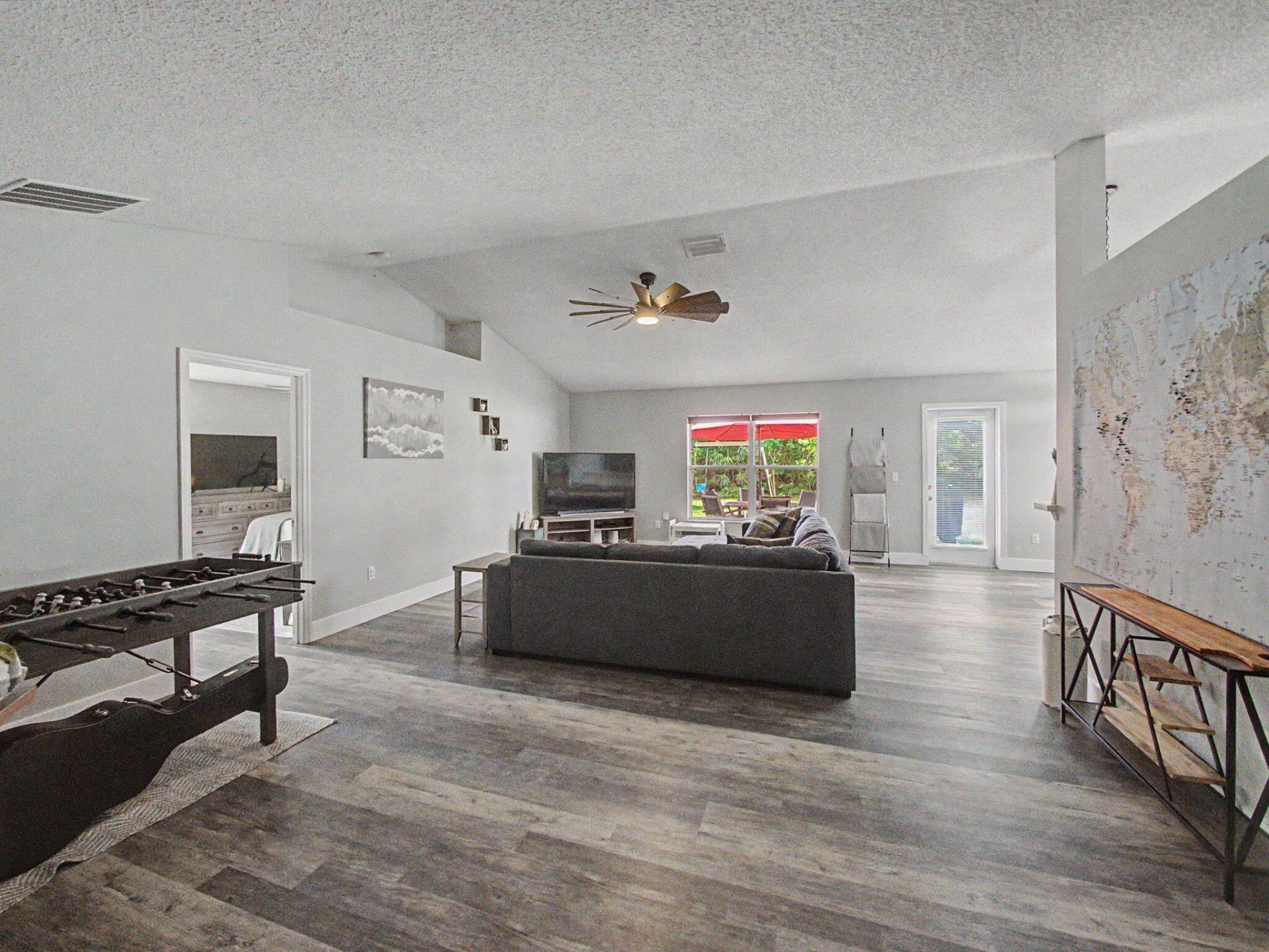 1550 SW Kosnar Avenue, Port Saint Lucie, FL 34953 Photo