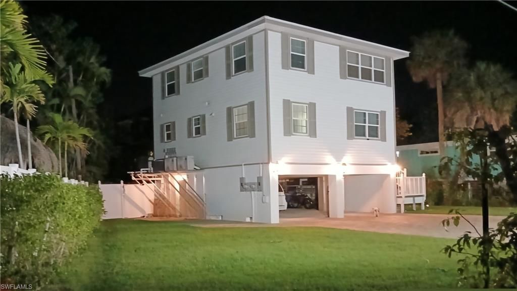 254 Palermo Cir, Fort Myers Beach, FL 33931 Photo