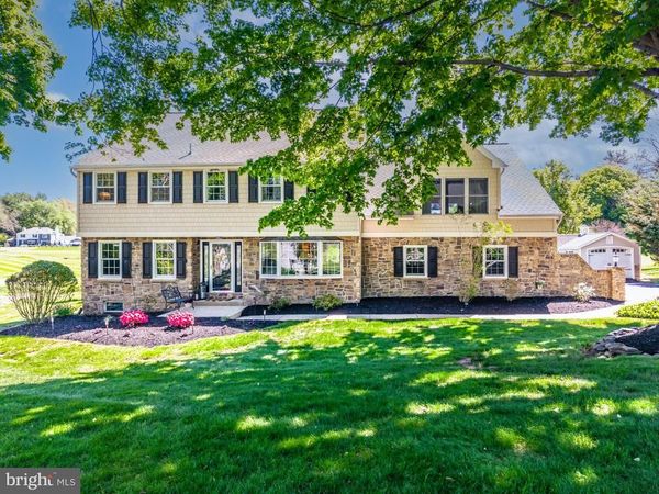 801 N WASHINGTON RIDGE, WEST CHESTER, PA 19382