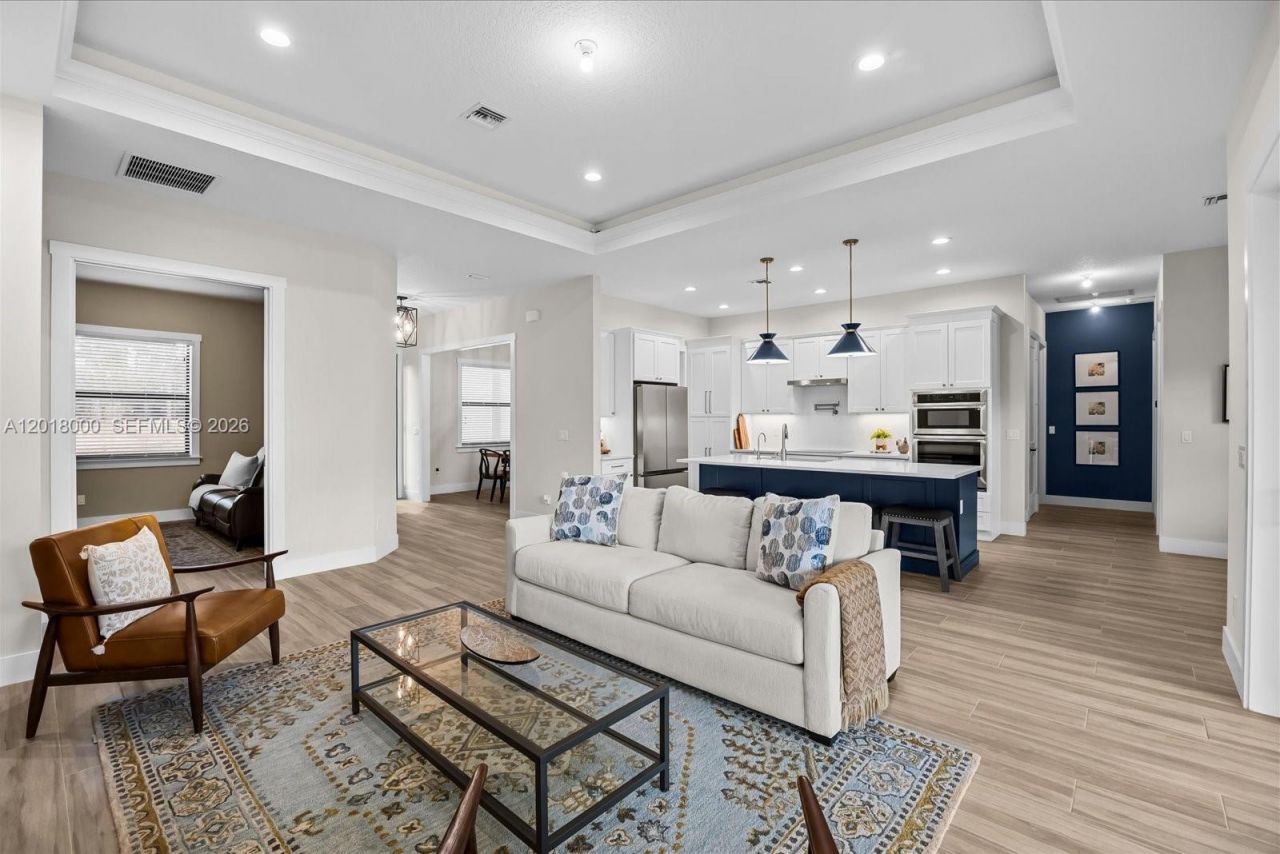 10630 Sugar Pine Dr , Fort Pierce, FL 34945 Photo