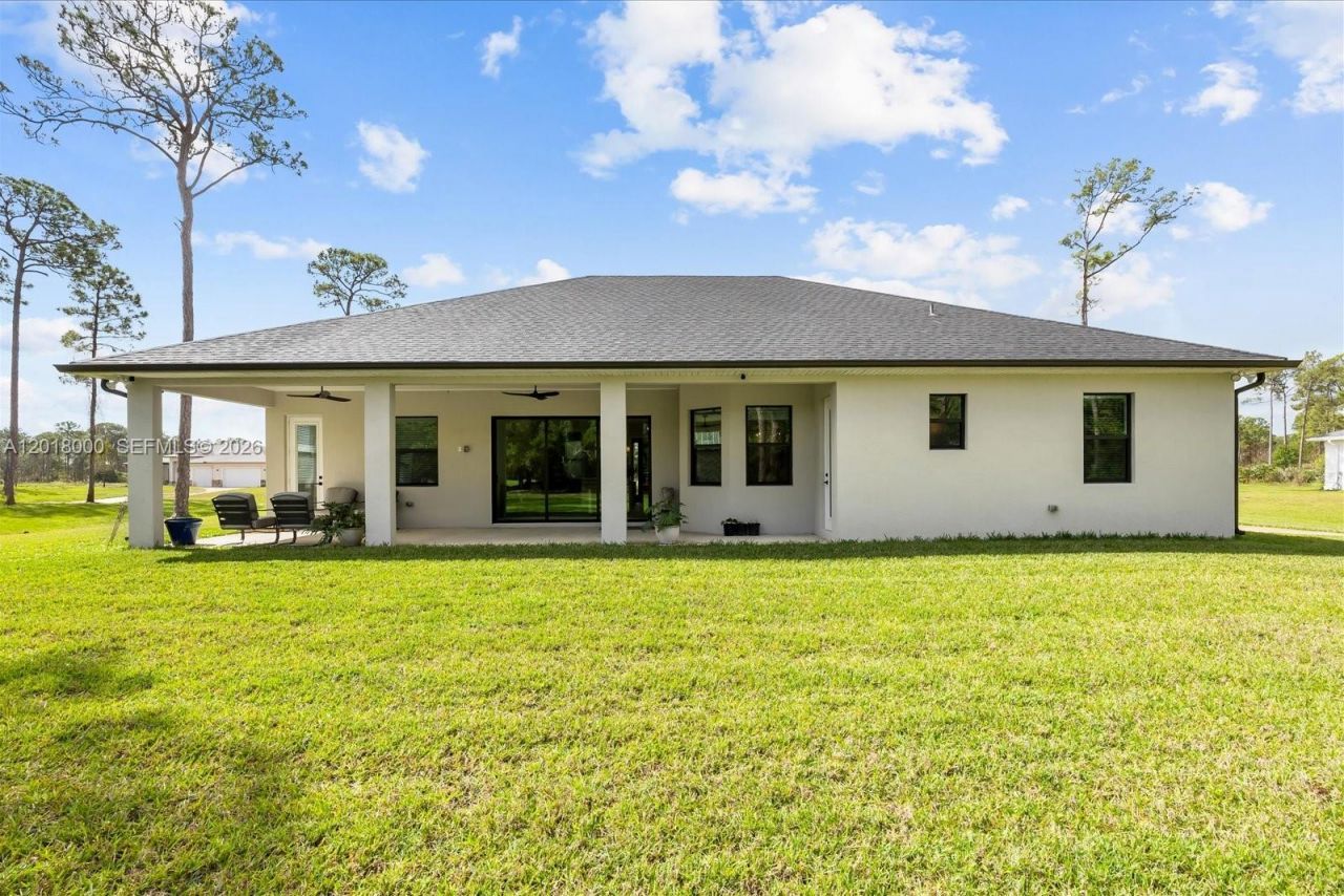 10630 Sugar Pine Dr , Fort Pierce, FL 34945 Photo
