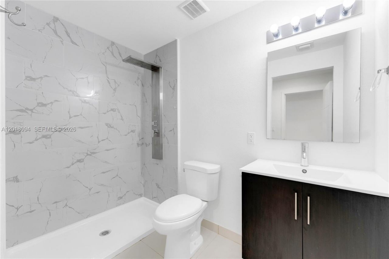 25936 SW 139th Path , Unit 25936, Homestead, FL 33032 Photo