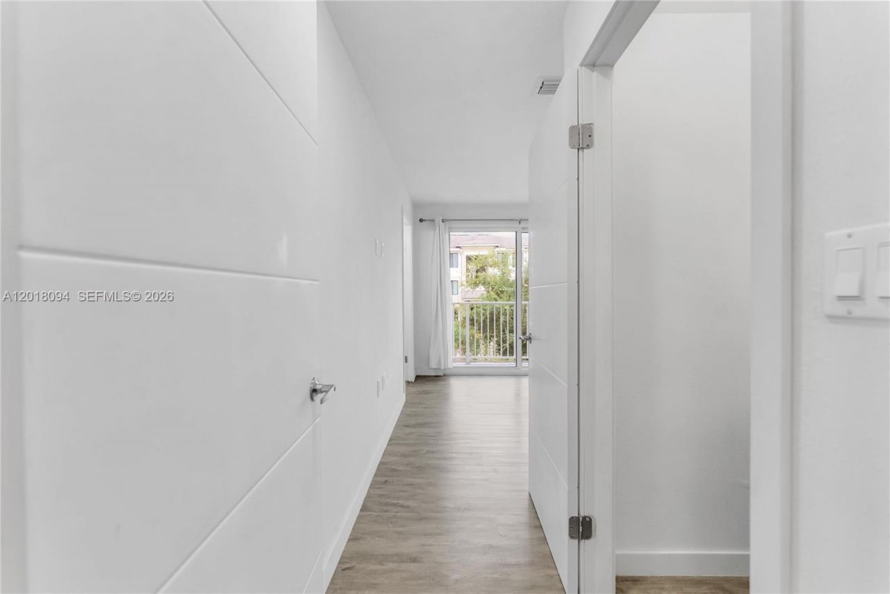 25936 SW 139th Path , Unit 25936, Homestead, FL 33032 Photo