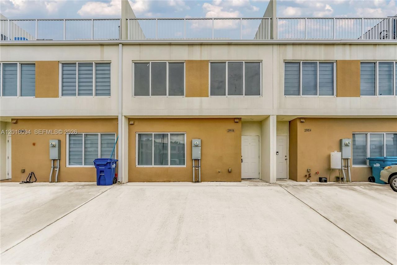 25936 SW 139th Path , Unit 25936, Homestead, FL 33032 Photo