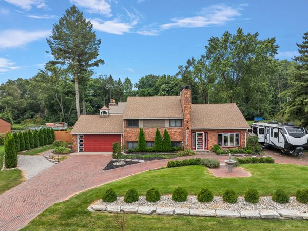 26777 Ross Drive, Redford, MI 48239