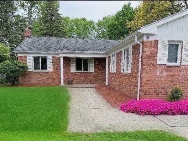 8891 Ball Street, Plymouth, MI 48170