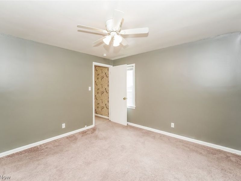 2371 Loyola Road, University Heights, OH 44118 Photo 13