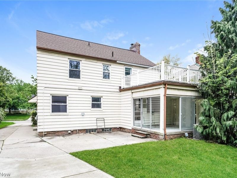2371 Loyola Road, University Heights, OH 44118 Photo 20