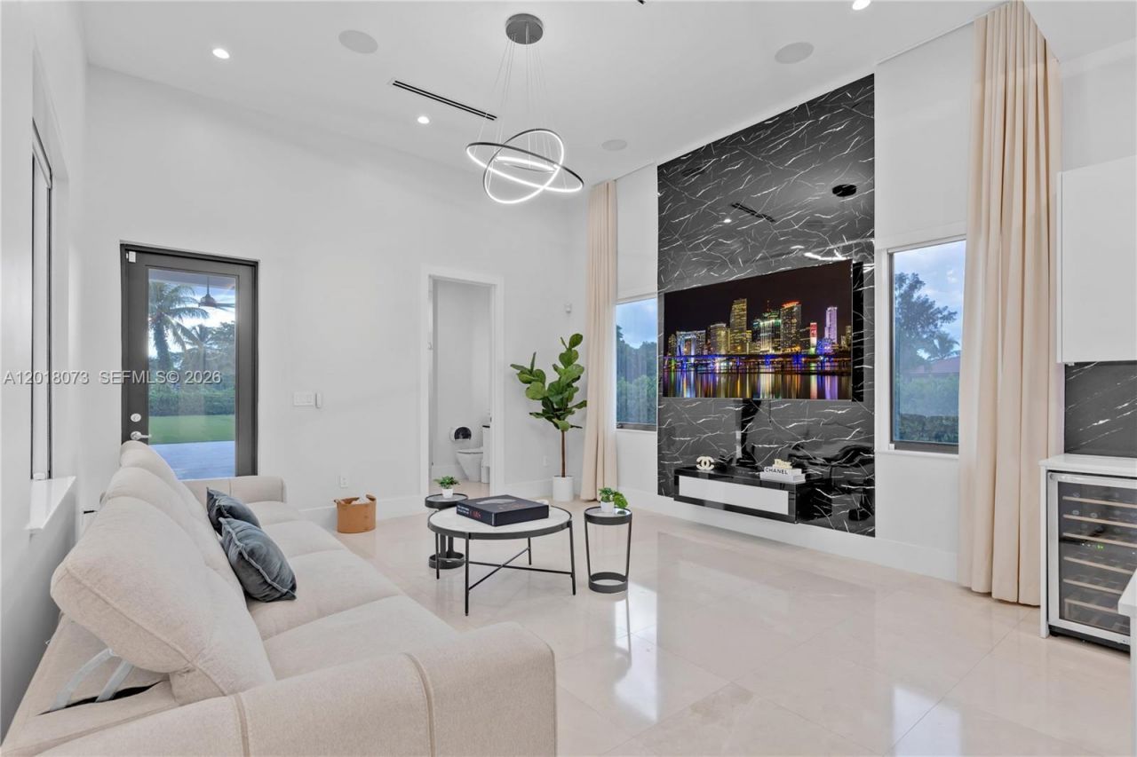 320 SW 125th Ave , Miami, FL 33184 Photo