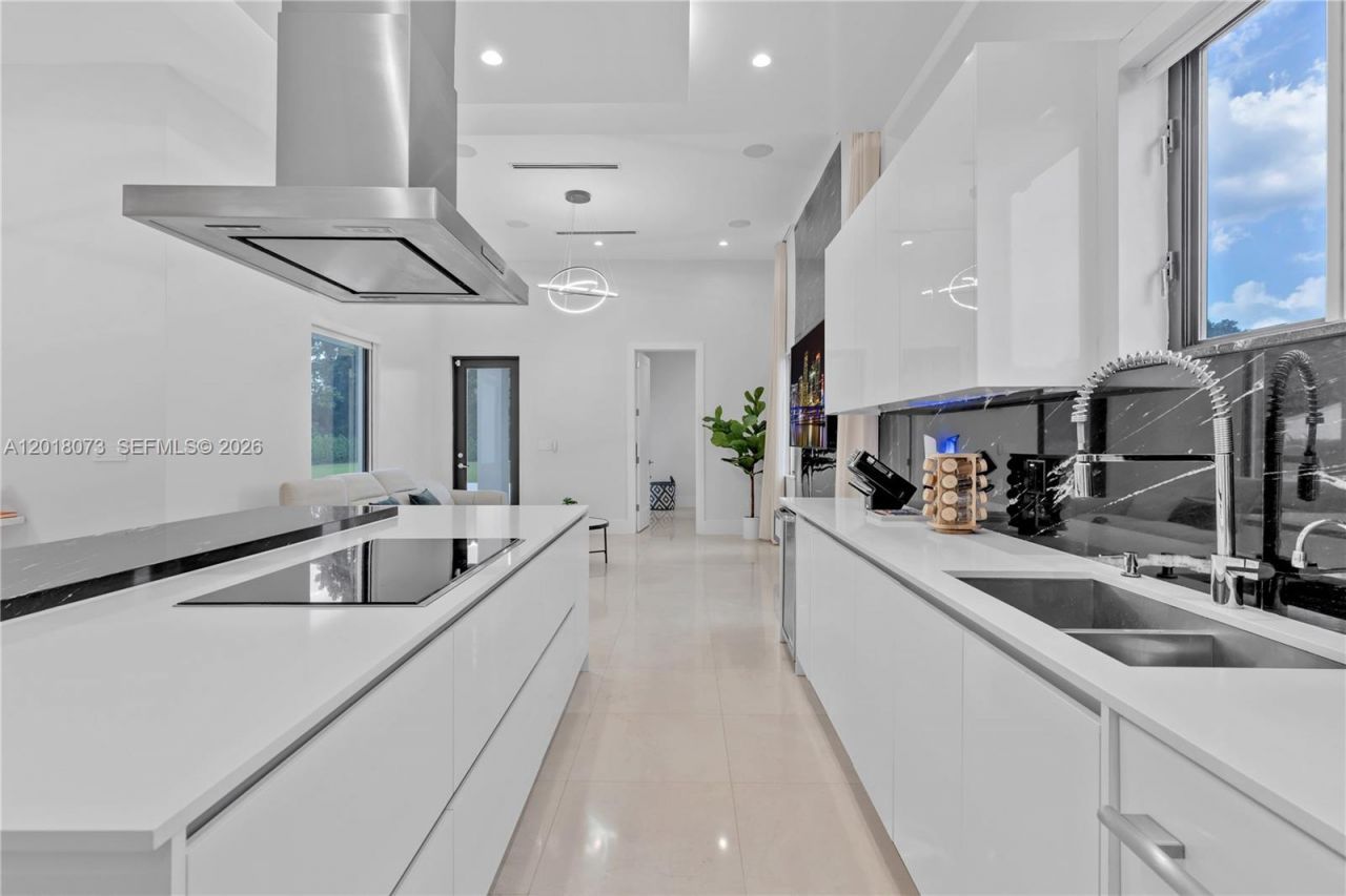320 SW 125th Ave , Miami, FL 33184 Photo
