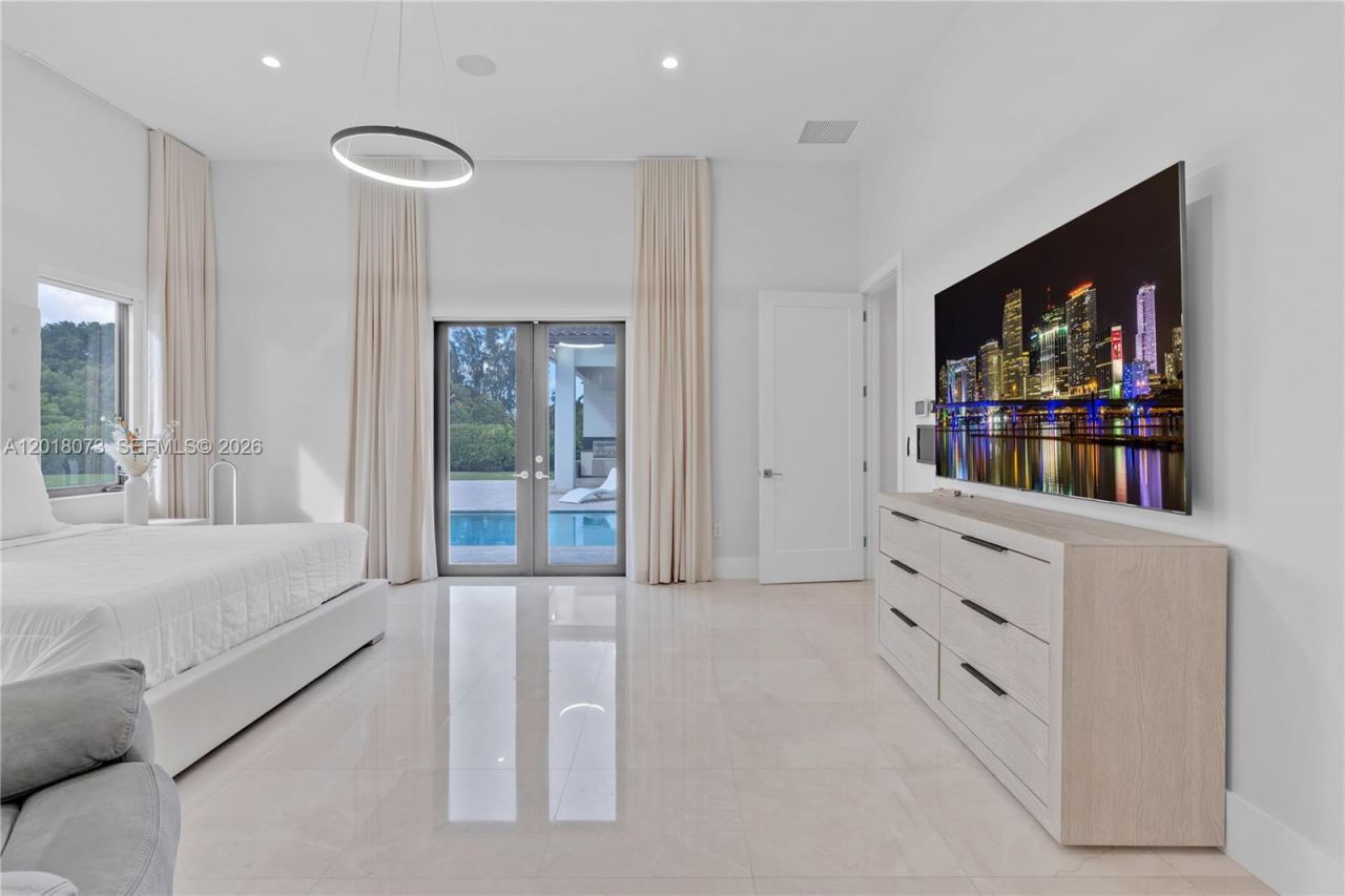 320 SW 125th Ave , Miami, FL 33184 Photo
