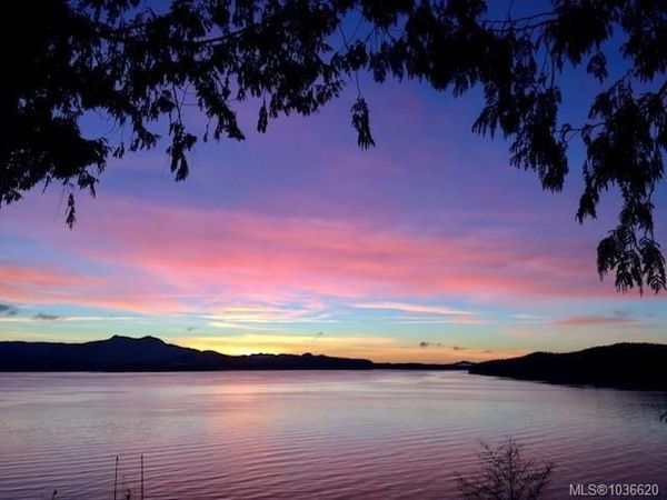 490 2nd St , Sointula, BC V0N 3E0