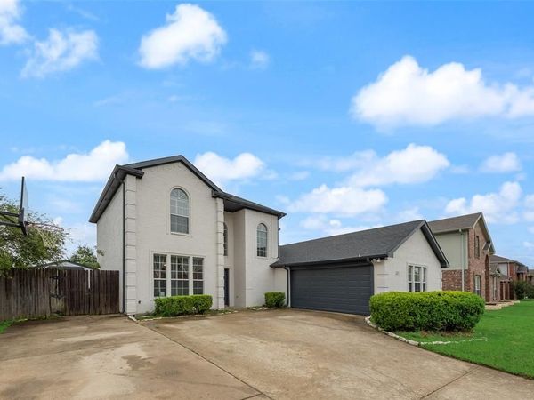 3901 Mitchell Court, Sachse, TX 75048