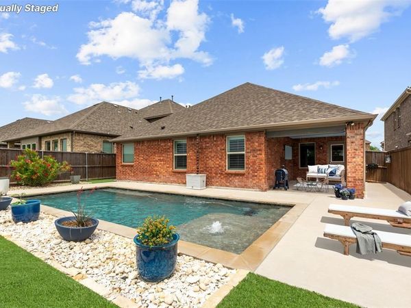 6909 Danridge Road, Rowlett, TX 75089