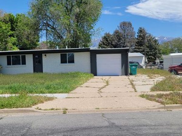 1494 N MARILYN DR , Layton, UT 84041