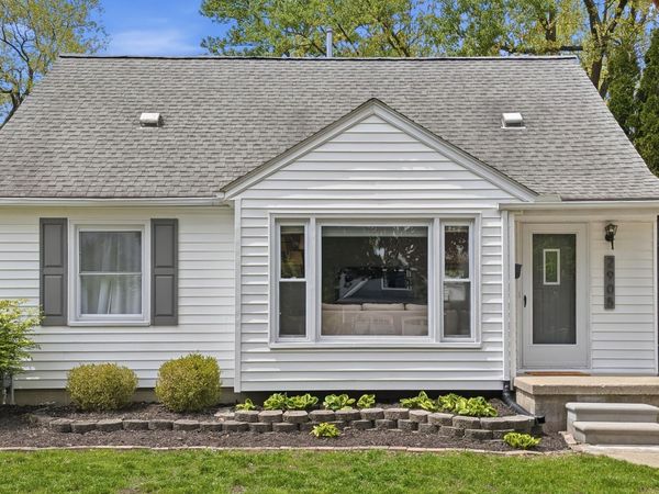 2905 Benjamin Avenue, Royal Oak, MI 48073