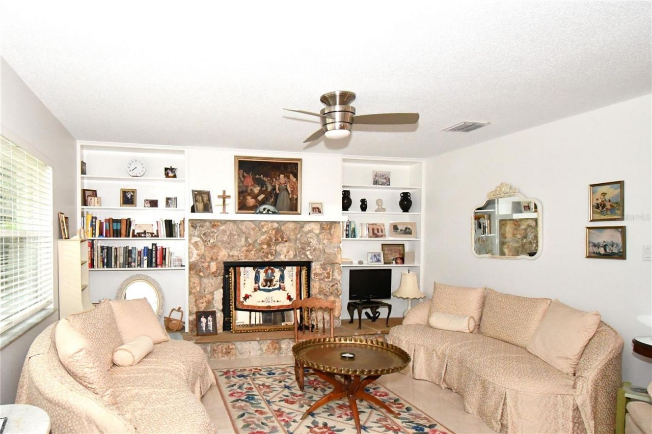 2898 Alameda Del Norte , Eustis, FL 32726 Photo