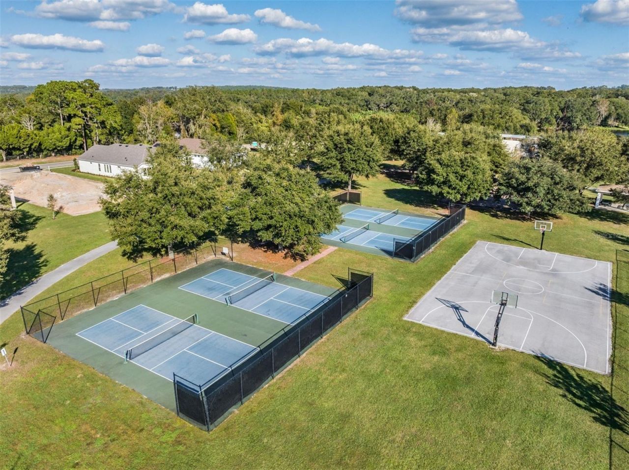 13327 Carnoustie Circle, Dade City, FL 33525 Photo