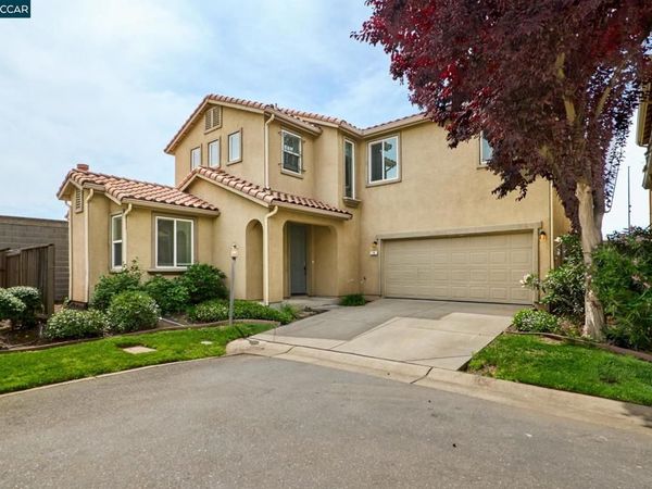 18 Outer Banks Pl, Sacramento, CA 95835