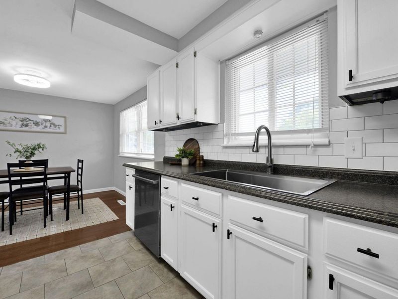 5598 Santiago Drive, Westerville, OH 43081 Photo 7