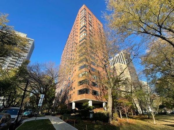 3100 N Lake Shore Drive , Unit 1103, Chicago, IL 60657