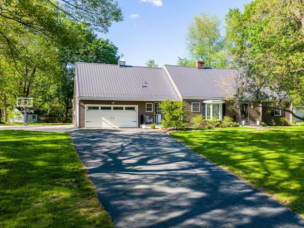 101 W Mill Road , Sheffield, IL 61361