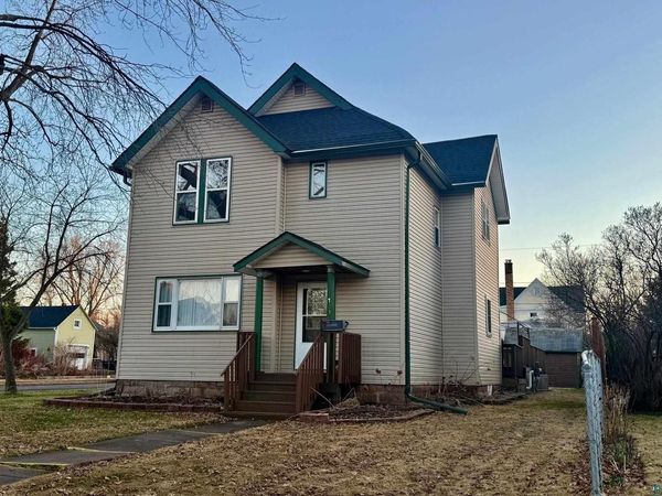 723 MacArthur Ave, Ashland, WI 54806